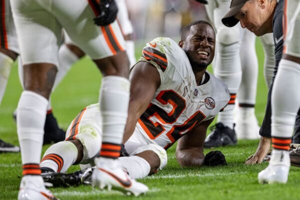 Cleveland-Browns-Star-Nick-Chubb-Suffers-Season-Ending-Knee-Injury-What-We-Know-infopulselive