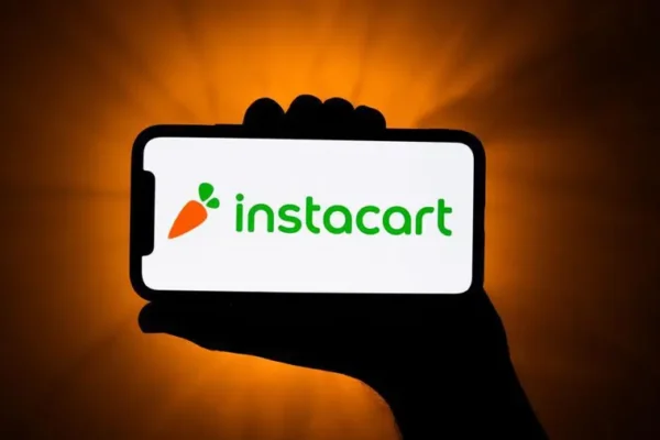 Instacarts-Nasdaq-Debut-Sees-12%-Surge-What-Lies-Ahead-for-the-Grocery-Delivery-Giant.jpeg.jpg