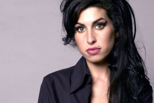Remembering-Amy-Winehouse-A-Legacy-of-Music-and-Tragedy-infopulselive