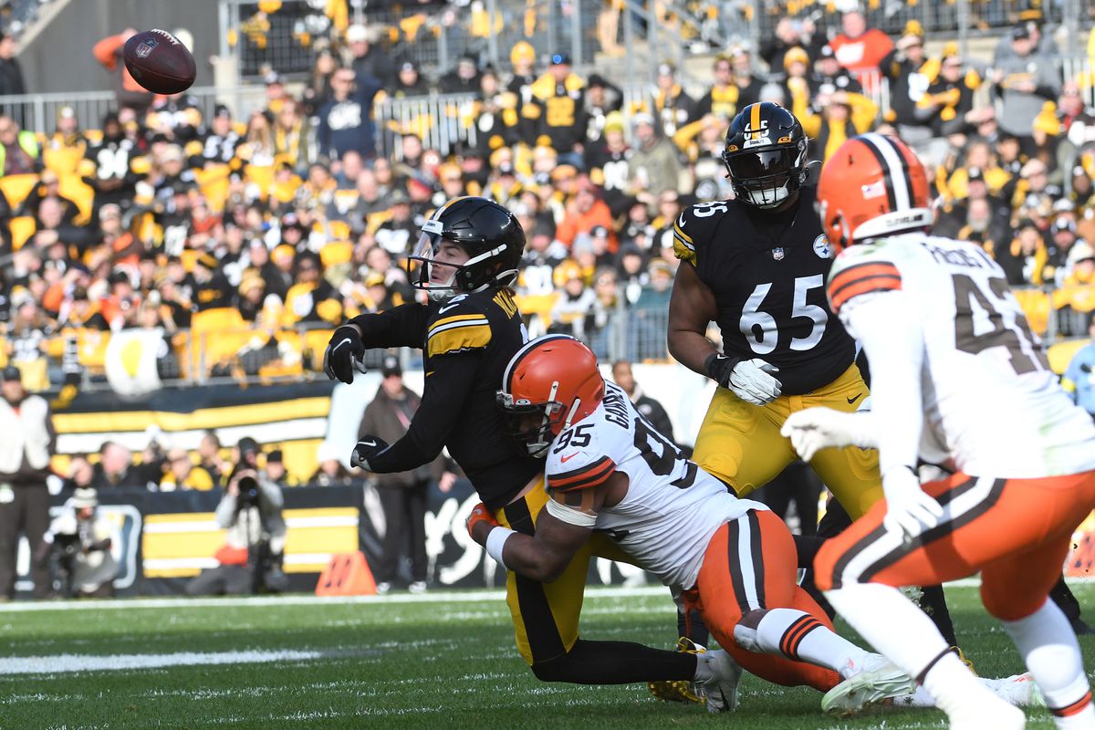 Steelers-Secure-Win-Over-Browns-But-Chubbs-Injury-Looms-Large-infopulselive