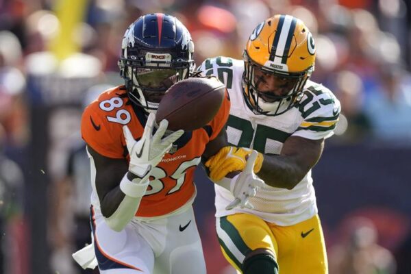 Packers-vs-Broncos-Showdown-The-Thrilling-Tale-of-Ups-and-Downs-infopulselive