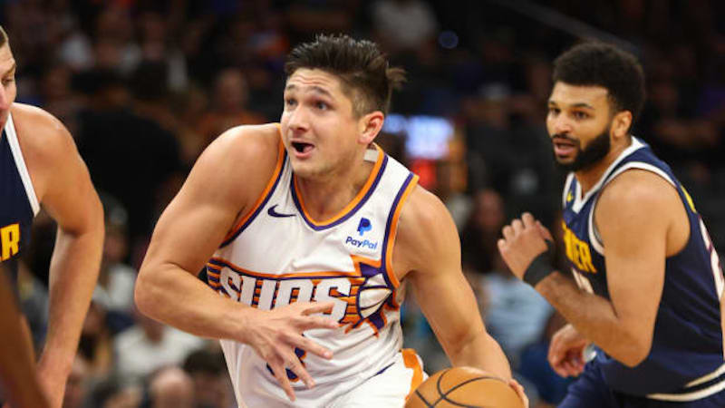 Suns-Triumph-in-Thrilling-Opener-A-Closer-Look-at-the-Action-infopulselive